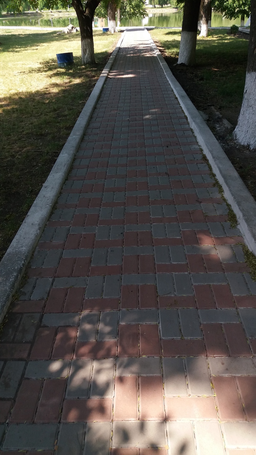 04 06 18 05